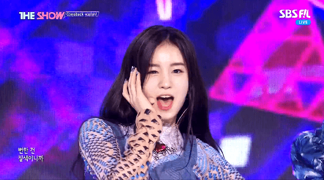 우아 나나 직캠 감상포인트 | 케이팝 토크 | K-POP 자유토론 | AJIKSA 아직사 - 이미지 3