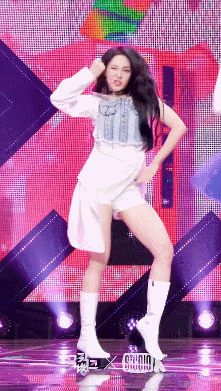 우아 나나 직캠 감상포인트 | 케이팝 토크 | K-POP 자유토론 | AJIKSA 아직사 - 이미지 5