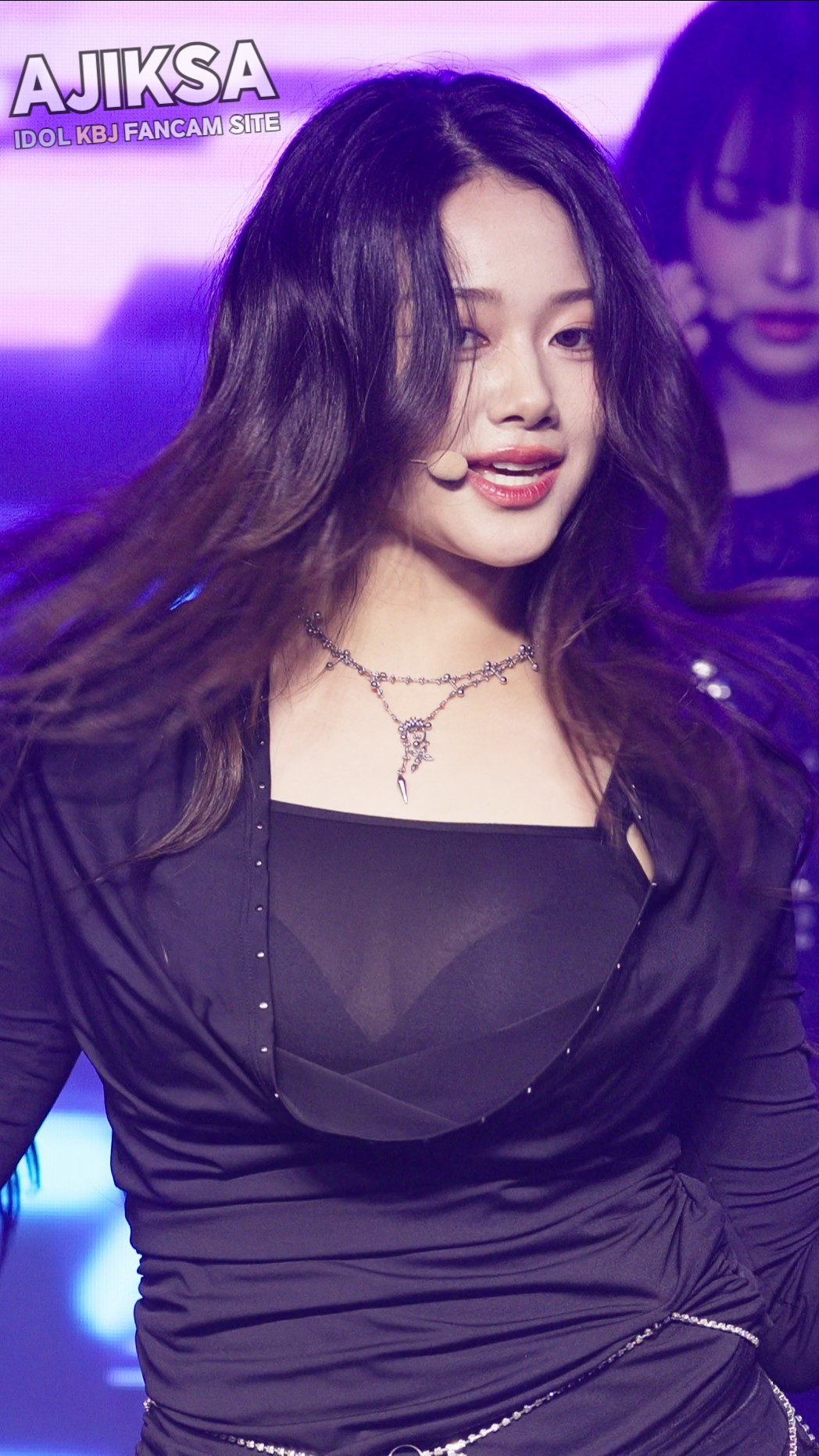 갓 성인이 된 지민이의 과감한 시스루 의상 #지민 #JIMIN #클라씨 #CLASSy