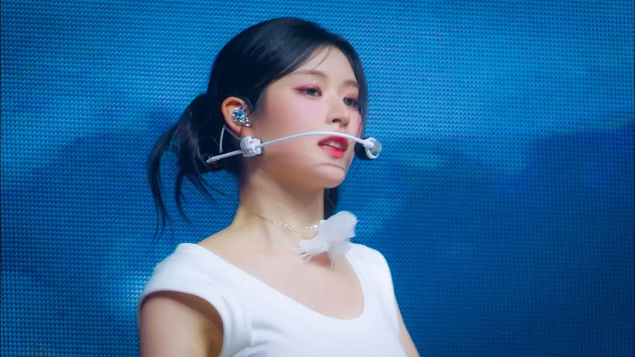 [4K] 240920 피프티피프티 아테나 Gravity 직캠 (FIFTY FIFTY ATHENA FanCam)