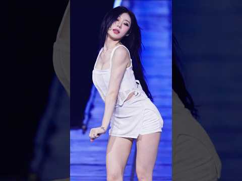 상상력을 자극하는 채령 #채령 #CHAERYEONG #있지 #ITZY