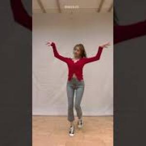 Ah Choo Challenge by Lovelyz Mijoo (러블리즈 미주의 아츄 챌린지)