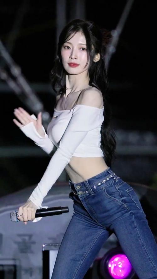 아린이 복근에 살짝 설렜어 난 #ARIN #오마이걸 #OHMYGIRL