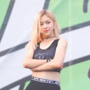 190614 네이버패밀리콘서트 WANT IT? 류진 직캠 4K