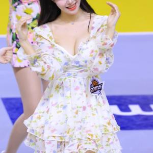 청순한 컨셉 그렇지 못한 섹시 김도아치어리더 코트공연 직캠 250311