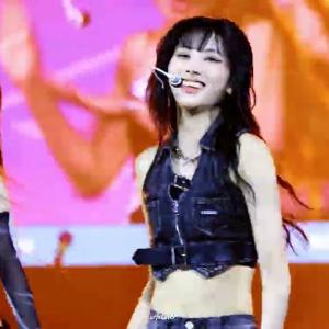 【4K】250801 이즈나 코코 IZNA KOKO - SASS 직캠 FANCAM | KCON LA 2025 ARTIST STAGE