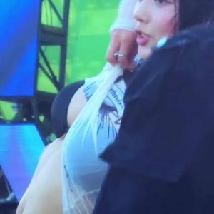 20240817 제대로 올려주는 권은비 움짤