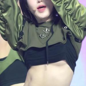 언더붑 엔믹스 해원 움짤