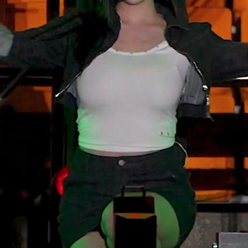 채연이는 자본주의가 제일 중요해❤️‍🔥 #채연 #트리플에스 #kimchaeyeon