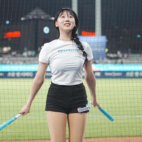 데이비슨 워~어~ 감서윤 치어리더 Gam Seoyoon 데이비슨 응원가 240704