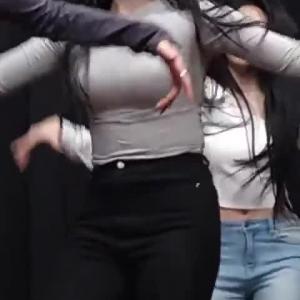 김채연과 더불어 피지컬이 엄청난 트리플에스 박소현 슴부먼트