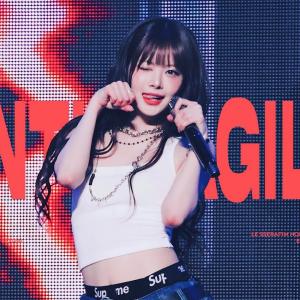 [4K] 250601 Weverse Con 르세라핌 홍은채 직캠 ‘ANTIFRAGILE’ (LE SSERAFIM HONG EUNCHAE Fancam)