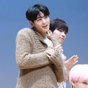 [ASTRO 차은우] 190120 여의도 팬사인회 - All Night(전화해) [4K]