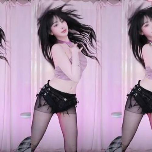 청아_☆ -🍬몸🔸Wop🔸샤카보🔸EDM🍬 👍 Dancing machine in action