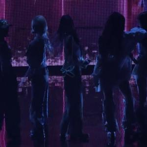 쇼케이스에서 팬츠리스 르세라핌 허윤진