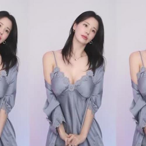 E컵라히 오늘내찐잠옷입고..편하게놀쟈