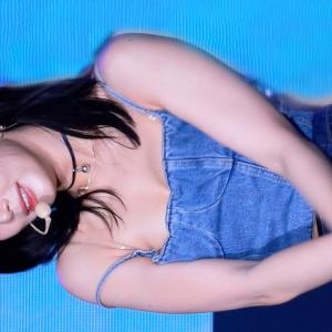 내가 알던 자동차를 몰 거예여 박지원이 맞냐....?? 플로버 가슴이 물컹 웅장해진다