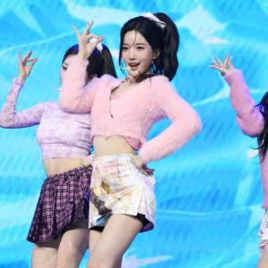 [4K] 251124 트리플에스 김유연 'Bubble Gum' 4k 60p 팬캠 Sun tripleS msnz 'Beyond Beauty' Showcase#tripleS#트리플에스