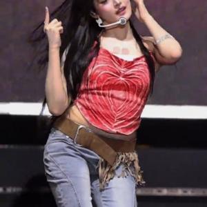 보컬만 잘 하는 줄 알았더니 #피프티피프티 #아테나 ♬미드나잇스페셜 #FIFTYFIFTY ♬Midnight Special #ATHENA