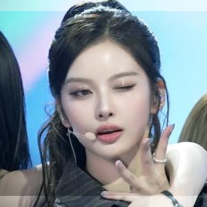 [쇼챔직캠 4K] NMIXX SULLYOON(엔믹스 설윤) - Blue Valentine | Show Champion | EP.574