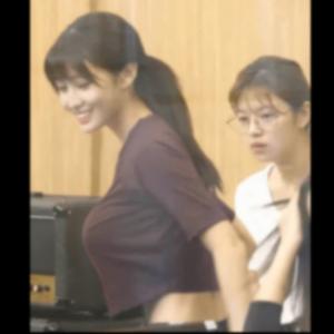 본인의 슴부먼트에 당황하는 걸그룹 모음 ㄷㄷ{원본은 고정댓글}