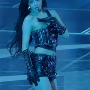 은근한 안유진 ㄷㄷㄷ