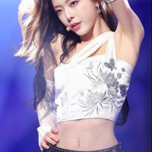 BABYMONSTER AHYEON (베이비몬스터 아현) 입덕사진.움짤 AJIKSA 고화질 무료시청