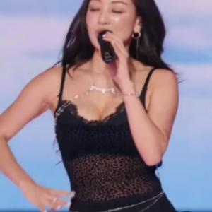 Jihyo stunning at Victoria's Secret Fashion Show