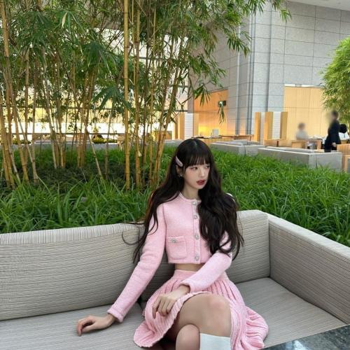 나도모르게 눈이 공주님 아래쪽으로..