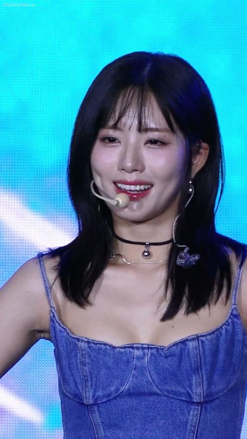 "메건 매력이 넘친 날" 😍"230812 프로미스나인(fromis_9)｜박지원(Park Jiwon)｜Shorts｜대전0시축제@DahinMaru