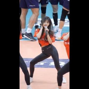 171227 1NB (원앤비) - 쉽지 않아 (소정) 직캠 by 수원촌놈 [수원실내체육관 한국전력 빅스톰 축하공연]