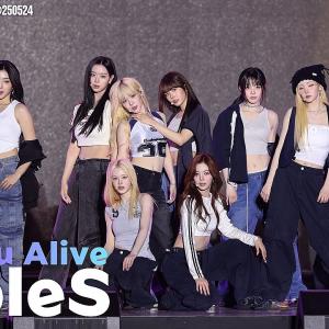 트리플에스 ♬ 깨어 #tripleS ♬ Are You Alive @250524 목포 뮤직플레이 2025 MOKPO MUSICPLAY