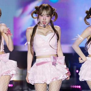 250804 최예나 YENA '착하다는 말이 제일 싫어 + 너만 아니면 돼 + 네모네모' 4K 60P 직캠 @울산 음악중심 by DaftTaengk