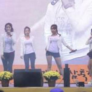 [14.10.19] 빌리언 Dancing Alone 직캠 (파주임진각인삼축제)