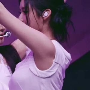 피프티피프티 아테나 몸매