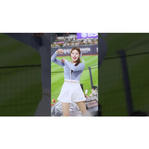 이예빈 KT 위즈 치어리더 직캠 20250812 Cheerleader Yebin Lee fancam