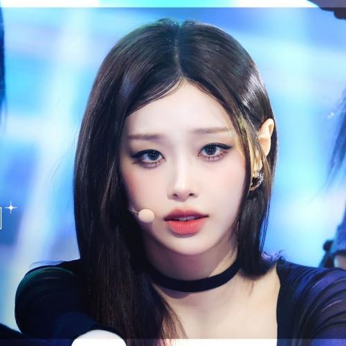 [안방1열 직캠4K] 츄 'XO, My Cyberlove' (CHUU FanCam) @SBS Inkigayo 260118