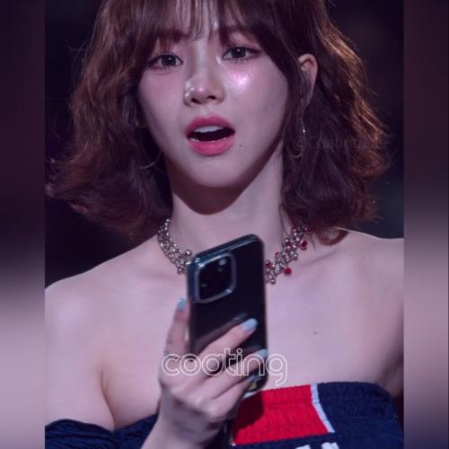 카메라가 다 못 담는 카리나 근접 실물짤