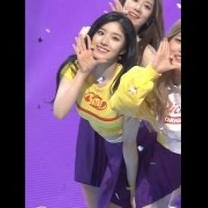 프리스틴 시연 직캠 WEE WOO PRISTIN XIYEON