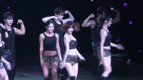 'MOVE LIKE THAT - Momo Solo' | 250927 | TWICE | THIS IS FOR World Tour | Macau | Day 1