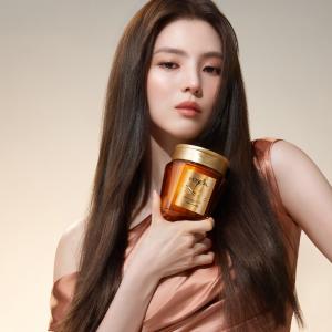 한소희(Han So-hee) 로레알 파리 헤어 케어 제품 화보 고화질