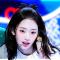 [안방1열 직캠4K] 키키 이솔 'DANCING ALONE' (KiiiKiii LEESOL FanCam) @SBS Inkigayo 250810