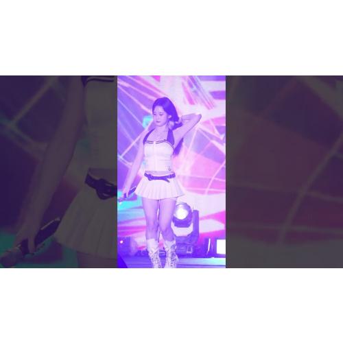 250906 라잇썸 나영 - POSE! 4K 직캠 @진주 M2 페스티벌