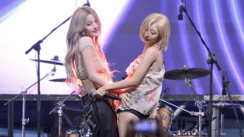 250927 키스오브라이프 쥴리, 벨 'Lips Hips Kiss, Tell Me, 외 3곡' Full ver. 직캠 (KISS OF LIFE JULIE, BELLE FanCam)