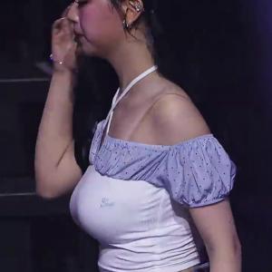 압도적 중량감의 채연이 #김채연 #KimChaeYeon #트리플에스 #tripleS