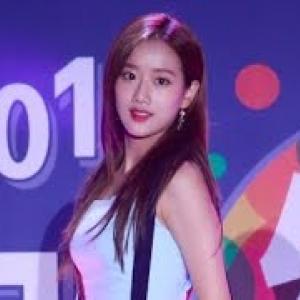 #에이프릴 ( #April ) #나은 직캠 " 파랑새 " 안동 드림락서 페스티벌 180828