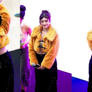 피프티피프티 아테나 ' SOS+Pookie+Midnight Special+가위바위보+Skittles' 직캠 251102@코엑스 버스킹