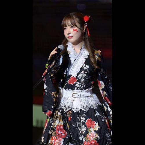 KAHO 高橋佳帆.  演唱 "紅蓮華／ぐれんげ"  辣酷甜趴D2 賽後表演  .. 日文真好XD  250928