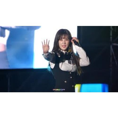 181027 에이핑크 초롱 직캠[4k] - FIVE @포항 BIG K-POP Festival
