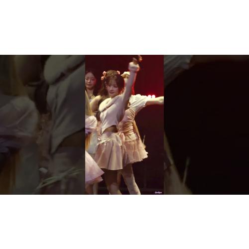 251205 피프티피프티(FIFTY FIFTY) - Push Your Love 아테나 4k60p 직캠 fancam @Welcome to Tweny Party